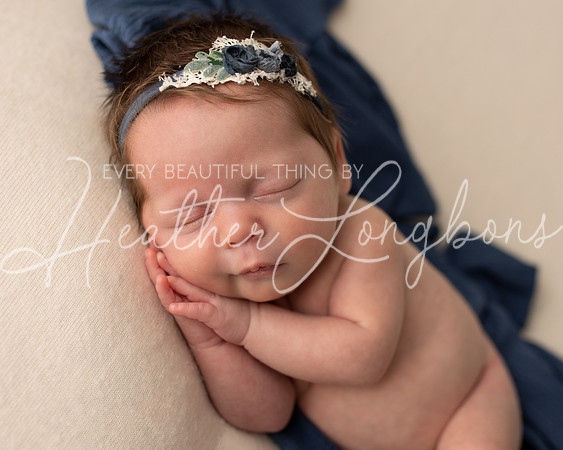 Taylor twins newborn session-4