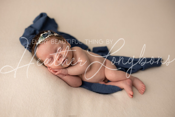 Taylor twins newborn session-6