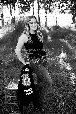 Tara Summer Senior-8BW