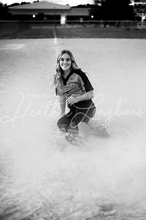 Tara Summer Senior-19BW