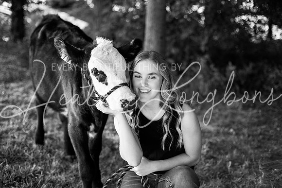 Tara Summer Senior-2BW