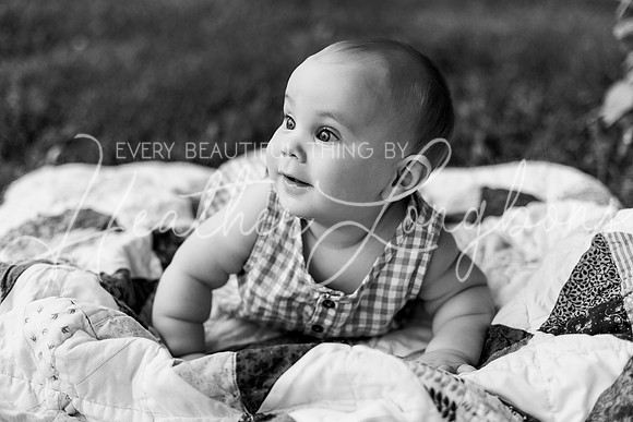 Forrest 6 months + family photos-104BW