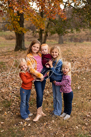 2023 Family Photos-9