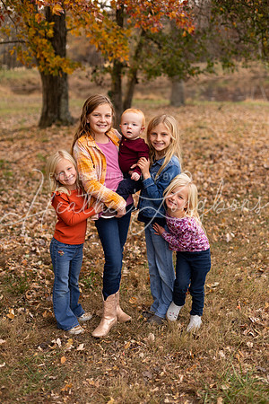 2023 Family Photos-11