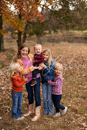 2023 Family Photos-16