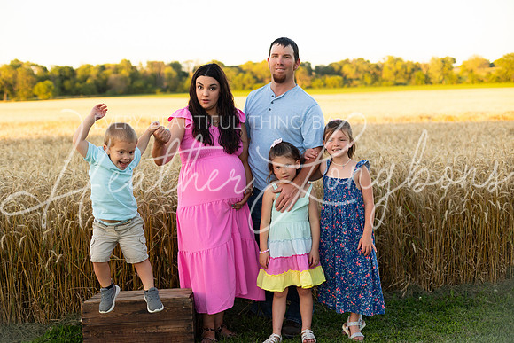 Tyler and Mackenzie Maternity 2024-71