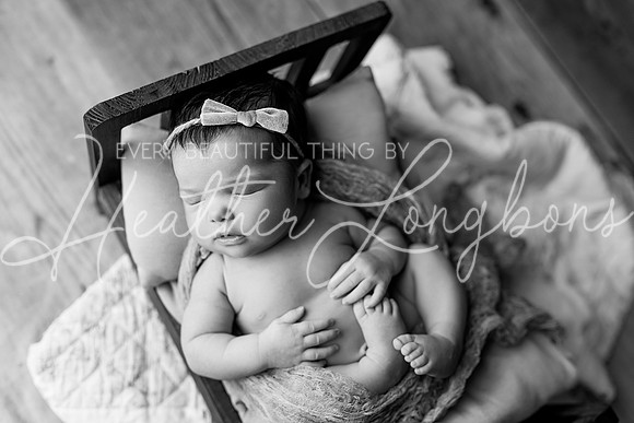 Emery Newborn-92BW