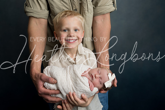 Colbie newborn-9