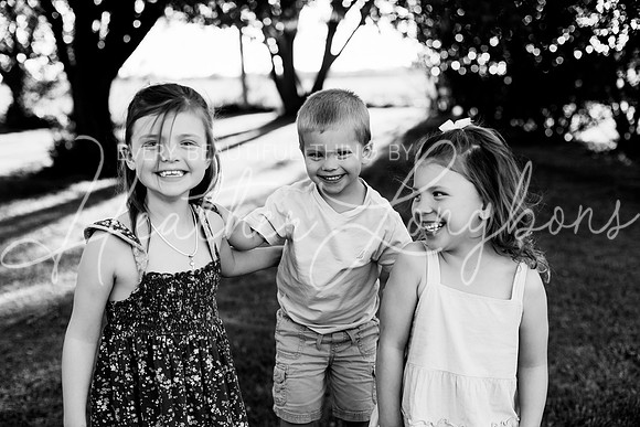 Tyler and Mackenzie Maternity 2024-24BW