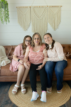 Perry girls and grandma-3