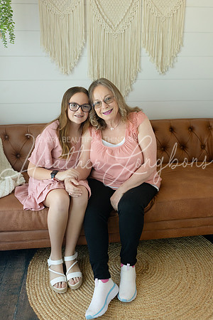 Perry girls and grandma-7