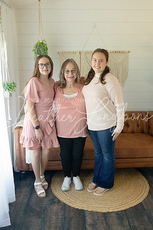 Perry girls and grandma-10