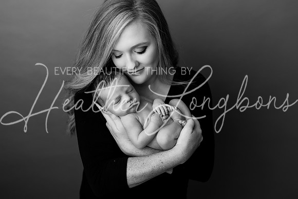 Ezra newborn-8BW