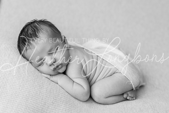 Ezra newborn-10BW