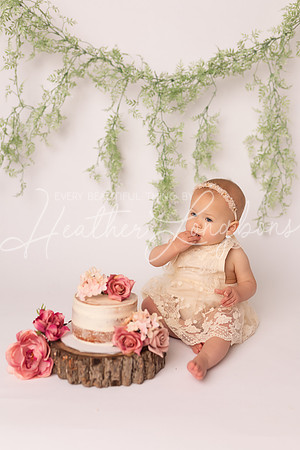 Finley Cake Smash-34
