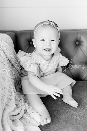 Finley Cake Smash-1BW