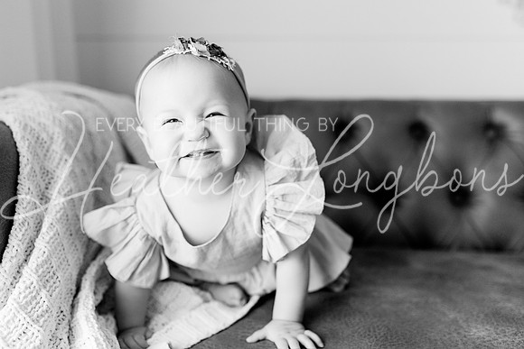 Finley Cake Smash-8BW