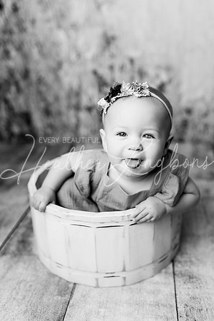 Finley Cake Smash-22BW