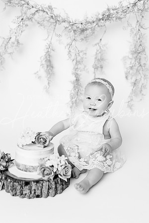 Finley Cake Smash-36BW