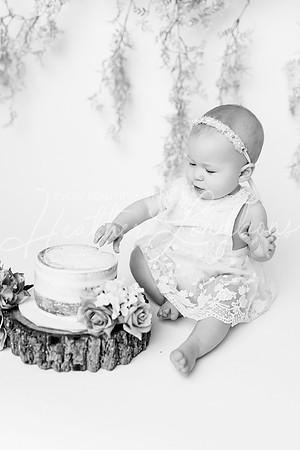 Finley Cake Smash-40BW
