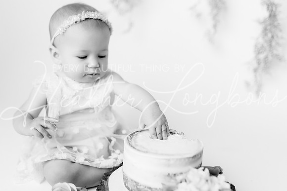 Finley Cake Smash-45BW