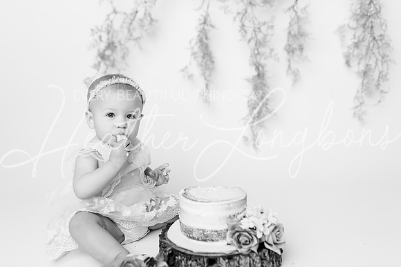 Finley Cake Smash-49BW
