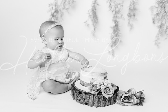 Finley Cake Smash-51BW