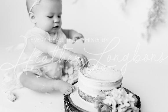 Finley Cake Smash-59BW