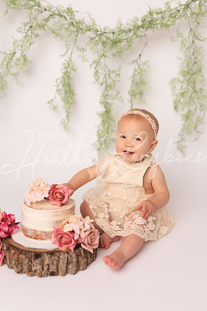 Finley Cake Smash-36
