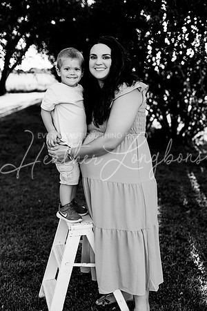 Tyler and Mackenzie Maternity 2024-47BW