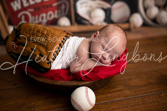 Easton newborn-6