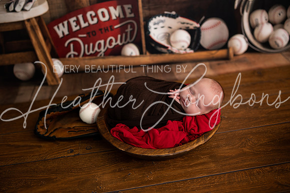 Easton newborn-15