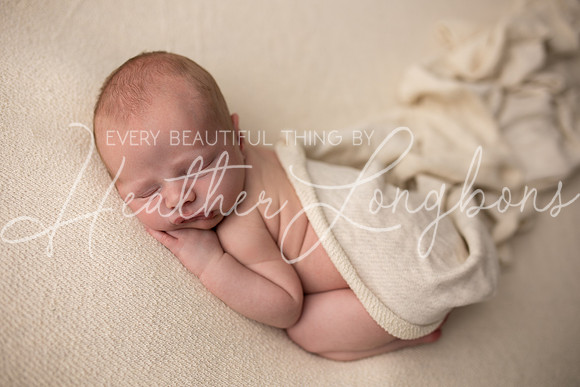 Easton newborn-9