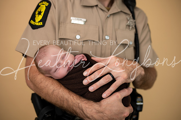 Easton newborn-12