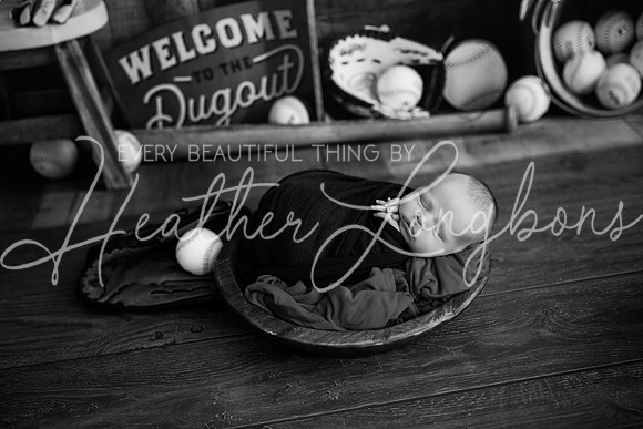 Easton newborn-15BW