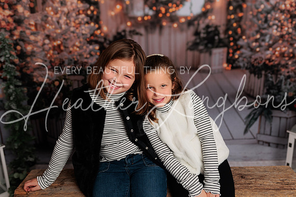 Christmas Jemma and Jamisyn-14