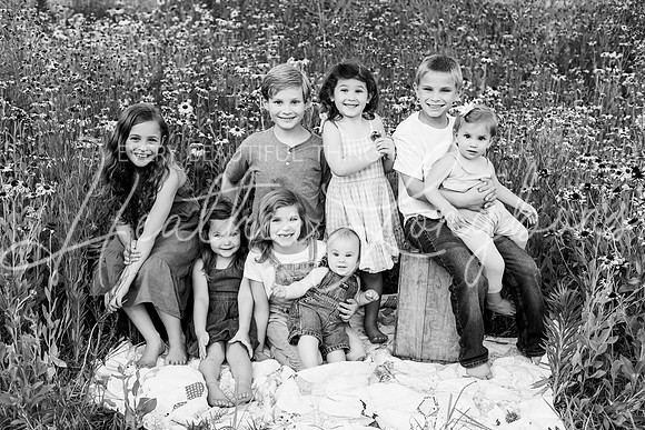 Forrest 6 months + family photos-67BW