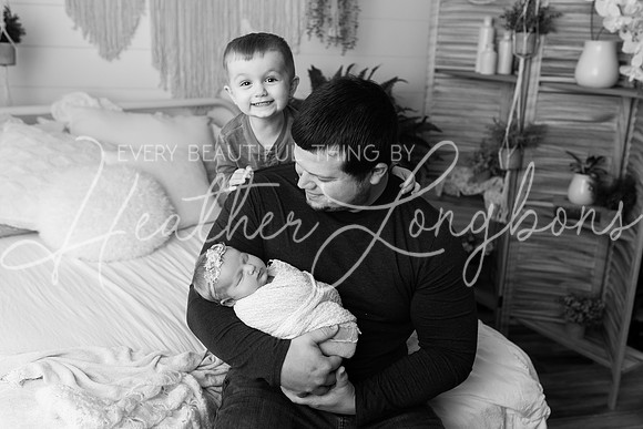 Ellaretta newborn-23BW