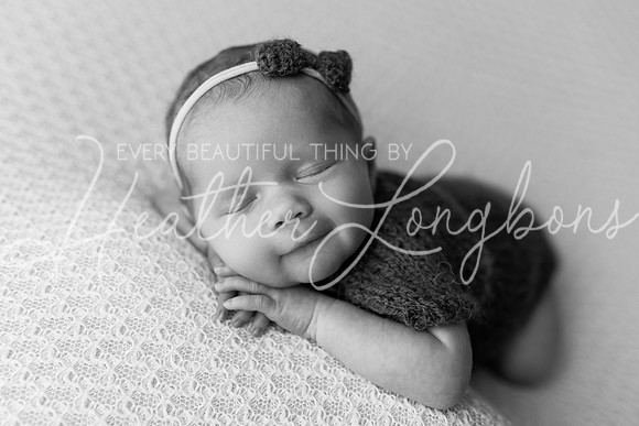 Flossie newborn-10BW