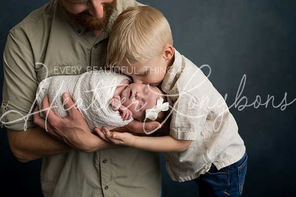 Colbie newborn-14