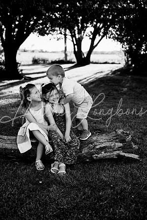 Tyler and Mackenzie Maternity 2024-13BW