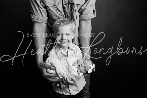 Colbie newborn-10BW