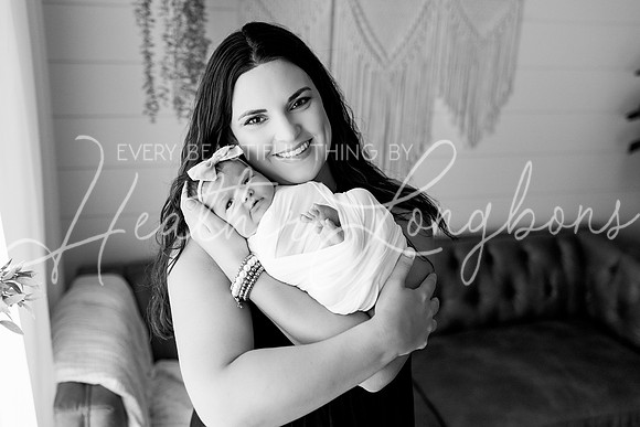Emery Newborn-14BW