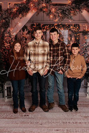 2024 Christmas Greathouse-3