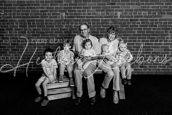 Hortin Extended family-32BW
