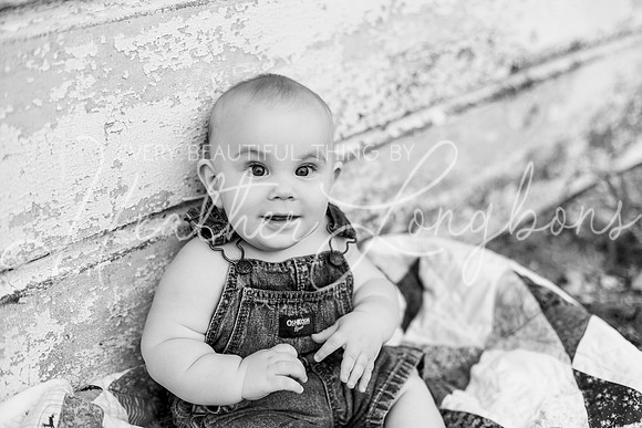 Forrest 6 months + family photos-118BW