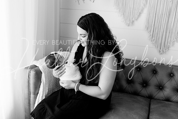 Emery Newborn-15BW