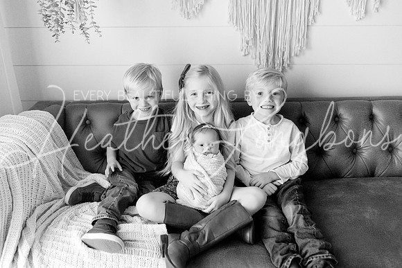 Harris Newborn-11BW