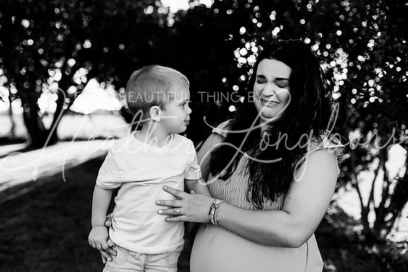 Tyler and Mackenzie Maternity 2024-53BW