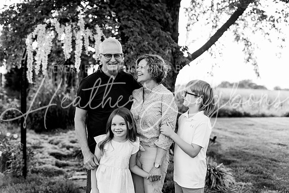 Holman Extended Family BW (73)